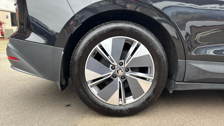 Skoda Enyaq 150kW 80 Suite 82kWh 5dr Auto Electric Estate